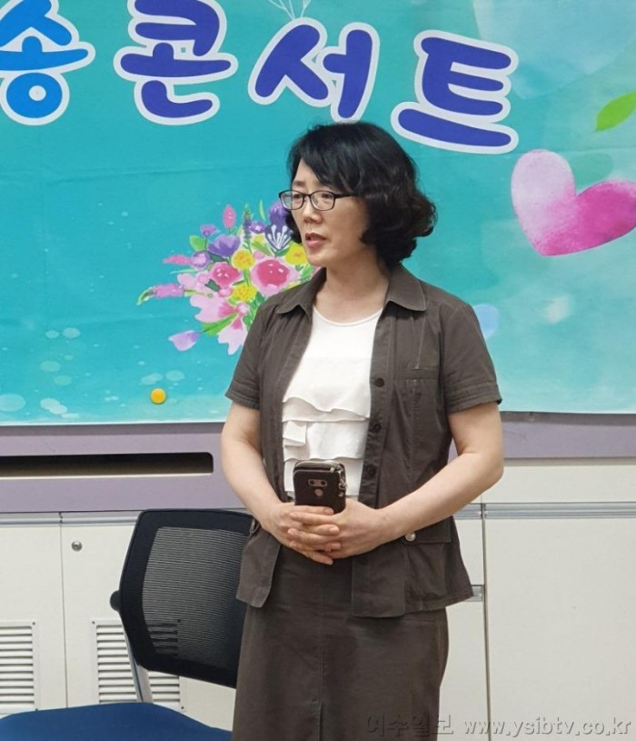 관기초등학교 초록별 감성교육...동시낭송.jpg