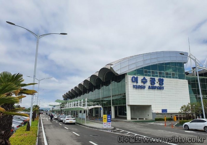 2-1 여수시, 여수공항 임시주차장 운영으로 ‘불법주차 없앤다’.jpg