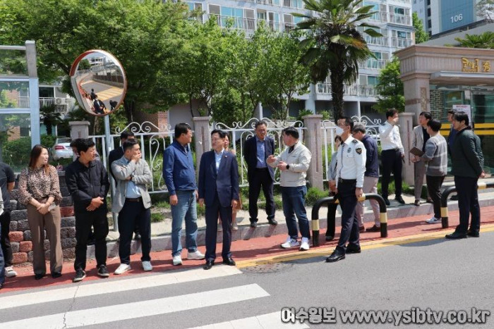 230515+강문성+의원,+문수초등학교+등하굣길+현장점검v1.jpeg