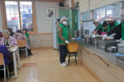 국동 새마을단체, 동여수노인복지관 급식 봉사