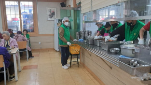 국동 새마을단체, 동여수노인복지관 급식 봉사