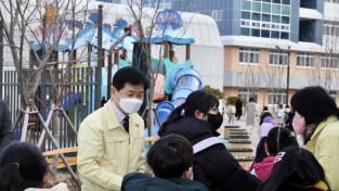 전남 도내 각급 학교 일제히 등교 코로나19 확산 속 학교방역체계 전환 새학기 집중 방역