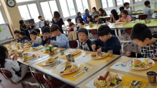 366억 원 투입해 안전하고 바른 먹거리 학교급식 실현 ‘앞장’ 선 여수시