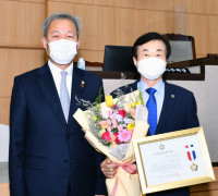 서완석 여수시의원, 지방의정봉사상 수상