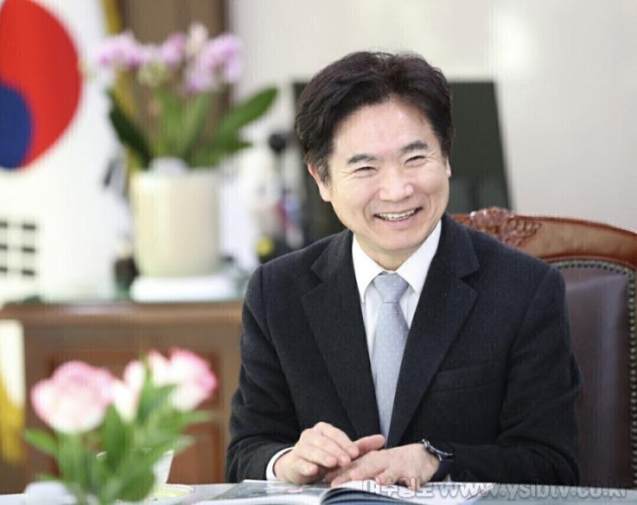[크기변환]김대중 교육감.jpg