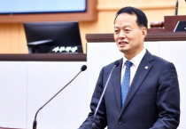 ［집중조명 – 여수시의회 송하진 의원］ “여수시 묘도, 양식장이냐 해상풍력이냐…미래 산업 전략 수정 시급”