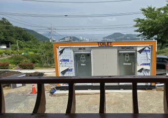“누가 정자 앞에 화장실을 짓나” 시민 분노… 여수시, 또다시 ‘생각 없는 행정’ 논란